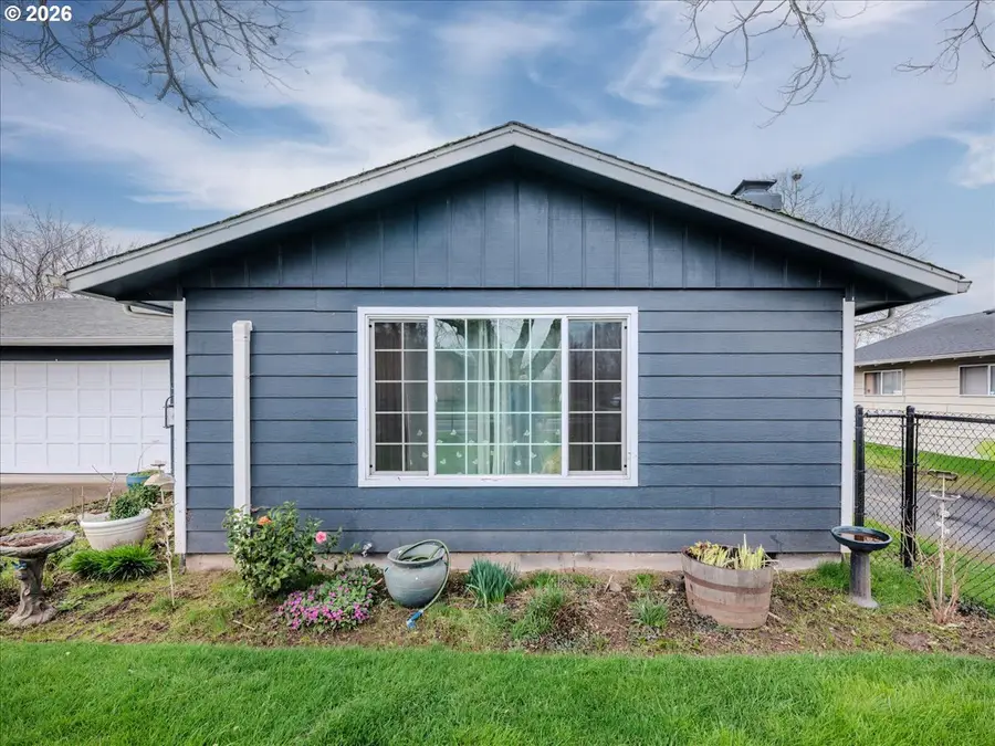 889 45th Ave Ne, Salem, OR 97301 - #3