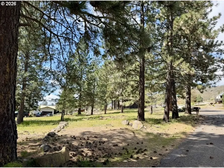 Glover St, Goldendale, WA 98620 - #2