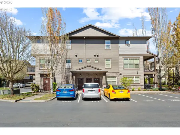 600 NE Newstead Ln, Hillsboro, OR 97006