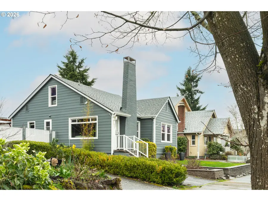 6933 N Concord Ave, Portland, OR 97217 - #2