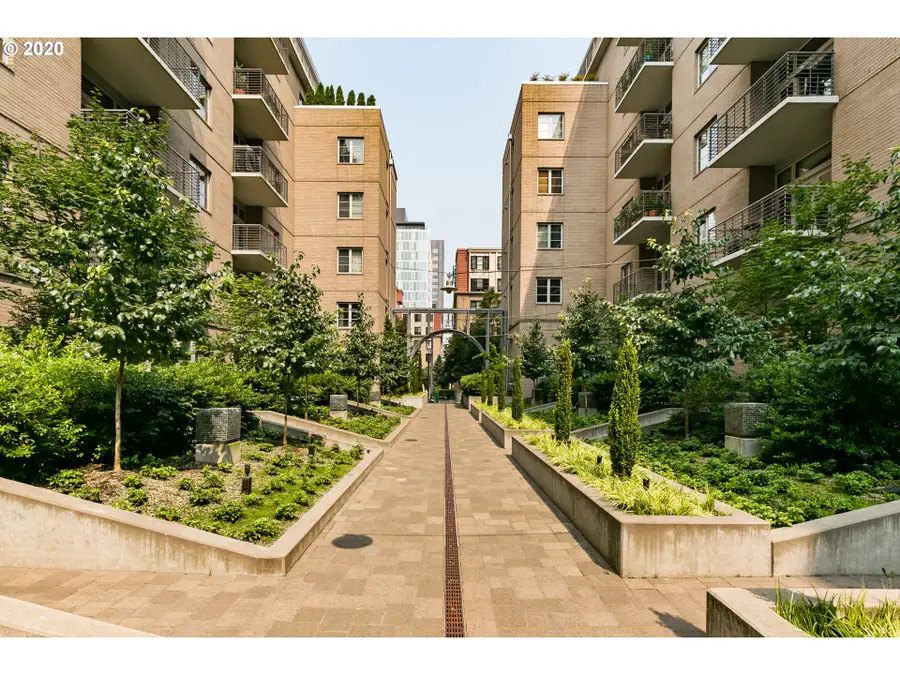 1130 NW 12th Ave, Portland, OR 97209 - Image #2