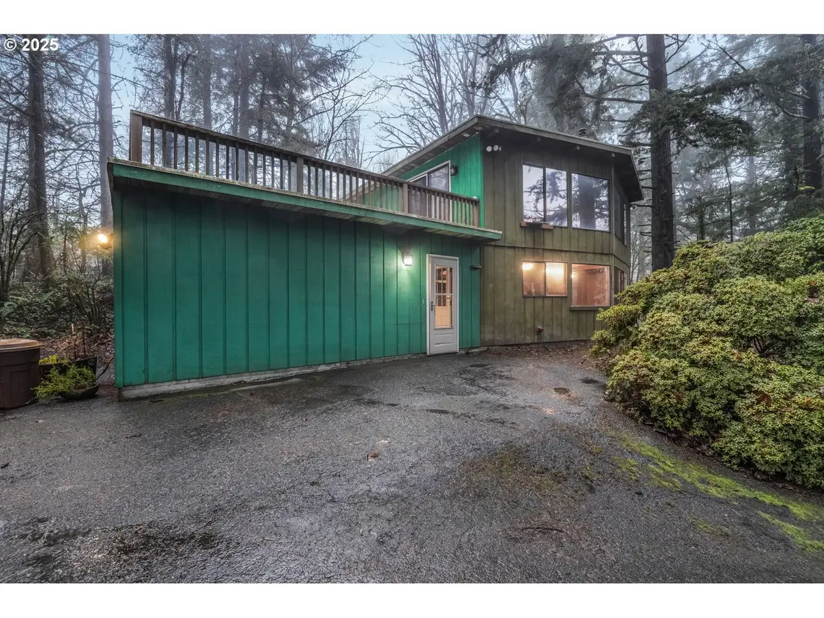 3336 NW Skyline Blvd, Portland, OR 97229 - Image #1