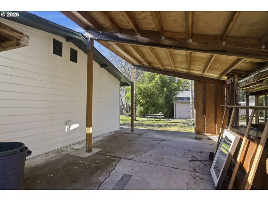 87988 6th St, Veneta, OR 97487 - #3