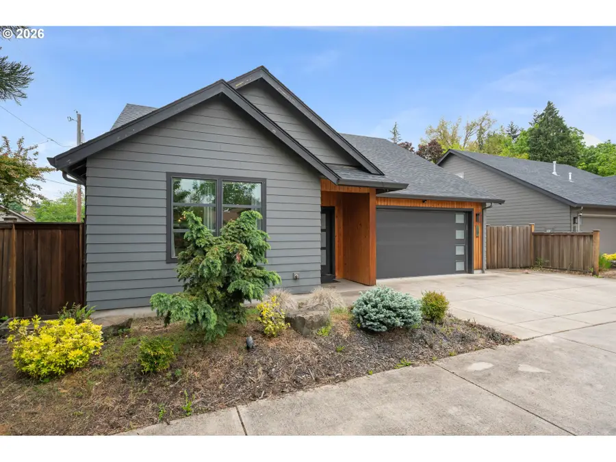 2845 Harlow Rd, Eugene, OR 97401 - #3