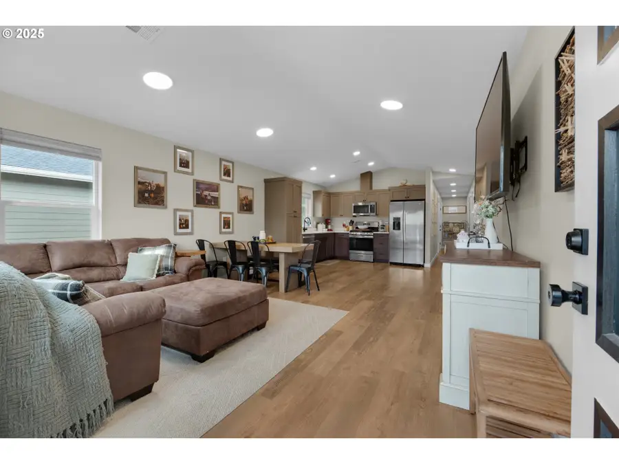 1350 13th Ave, Seaside, OR 97138 - Image #3