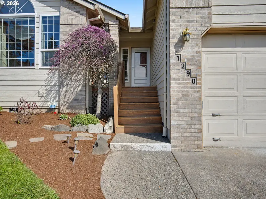 1290 SE Larch Way, Gresham, OR 97080 - #2