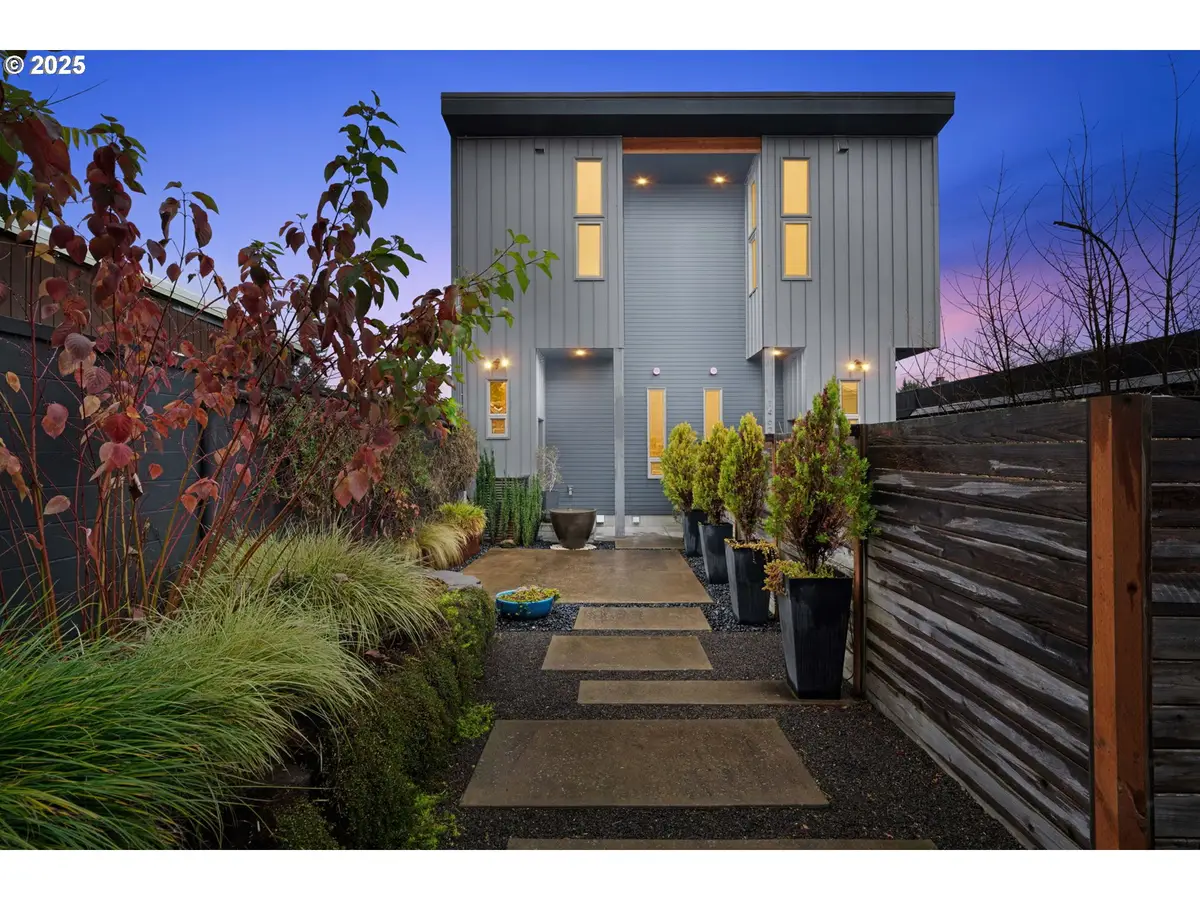 1460 Willamette St, Eugene, OR 97401 - Image #1