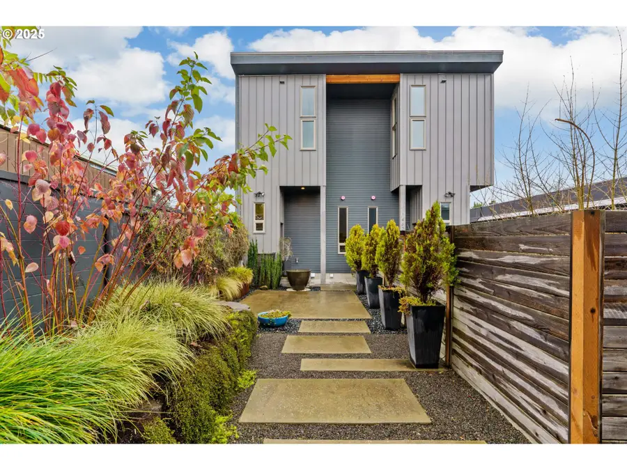 1460 Willamette St, Eugene, OR 97401 - Image #2