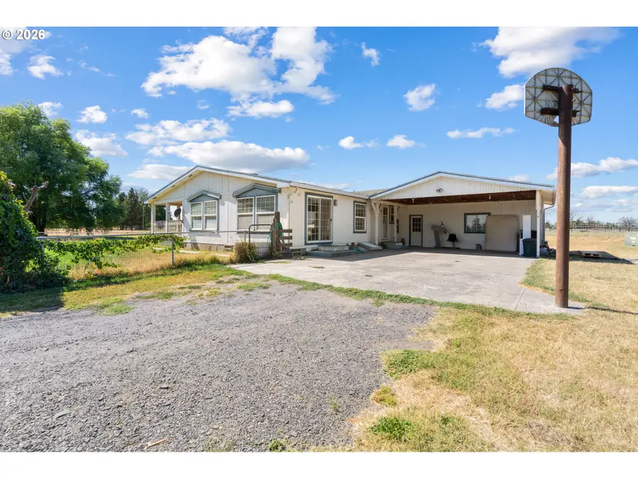 32847 W Walls Rd, Hermiston, OR 97838 - #3