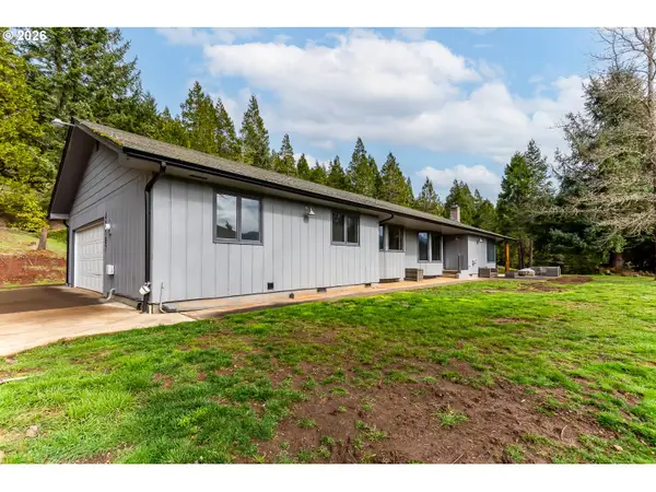 48187 Mcfarland Rd, Oakridge, OR 97463