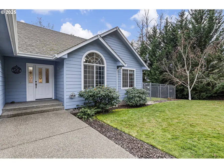 1732 E Sixth Ave, Sutherlin, OR 97479 - Image #3