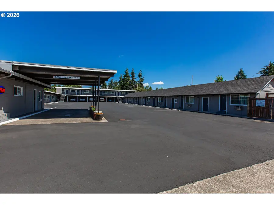 1152 Main St, Springfield, OR 97477 - #2