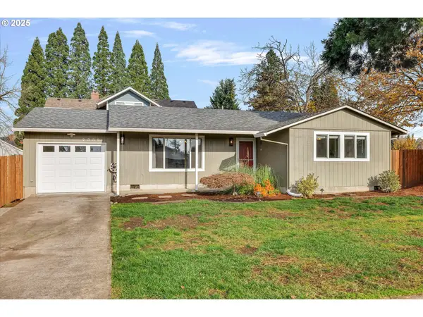 2389 F St, Hubbard, OR 97032