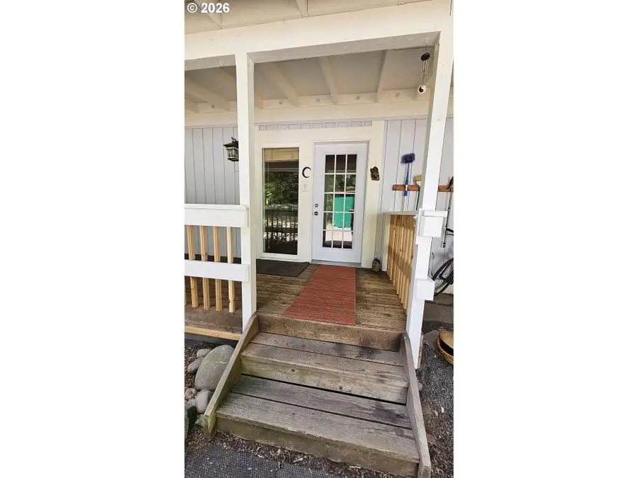 54841 Mckenzie River Dr, McKenzie River, OR 97413 - #2