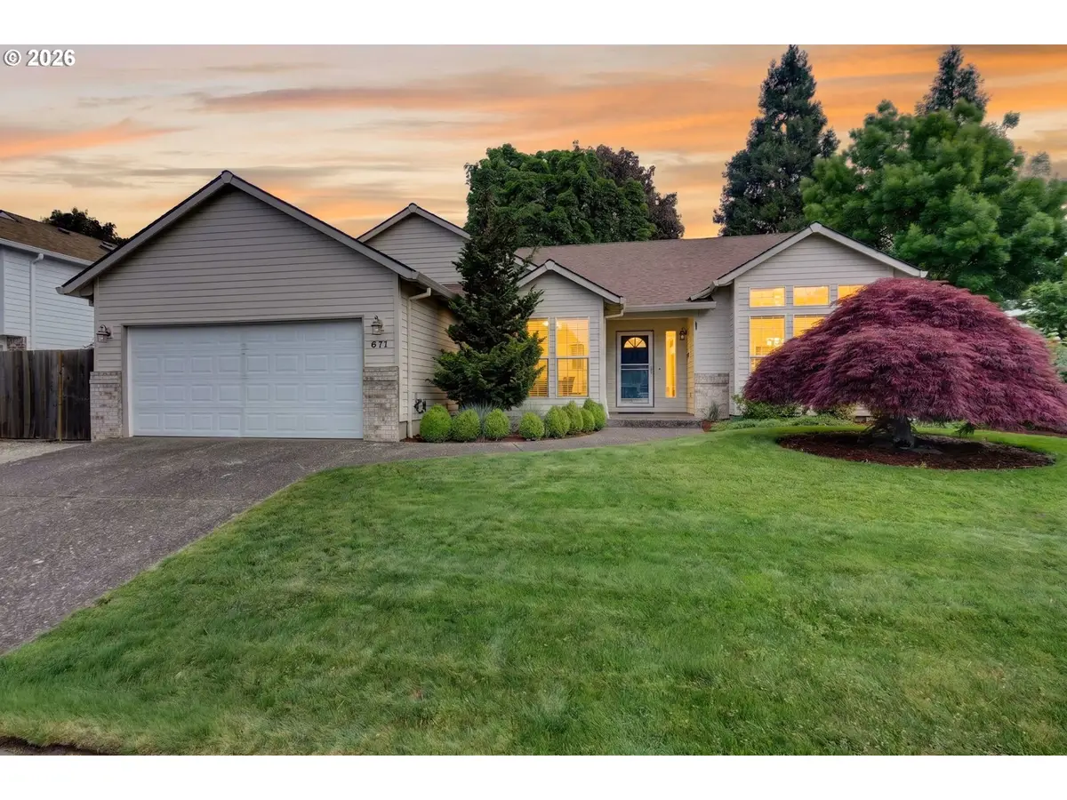 671 NE Maryann Ct, Hillsboro, OR 97124 - #1