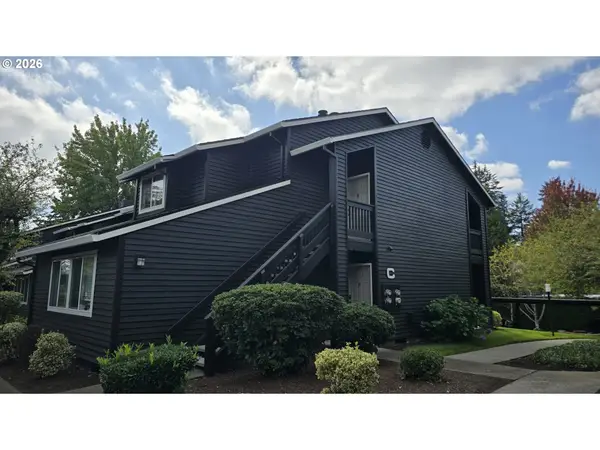 9515 SW 146th Ter #C-8, Beaverton, OR 97007