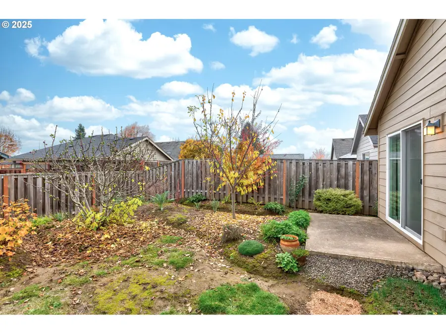 482 SE Isenberg St, Dallas, OR 97338 - Image #2