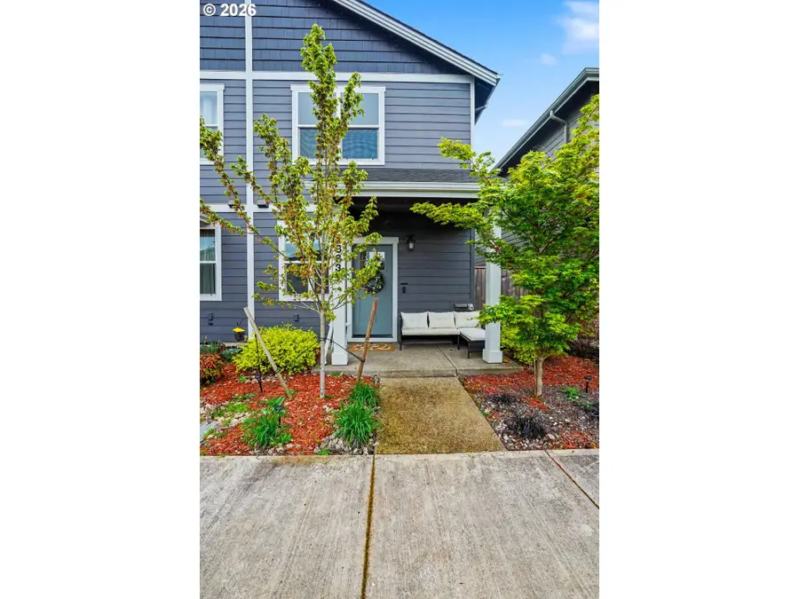 1863 SE Mulberry Ave, Dallas, OR 97338 - #2