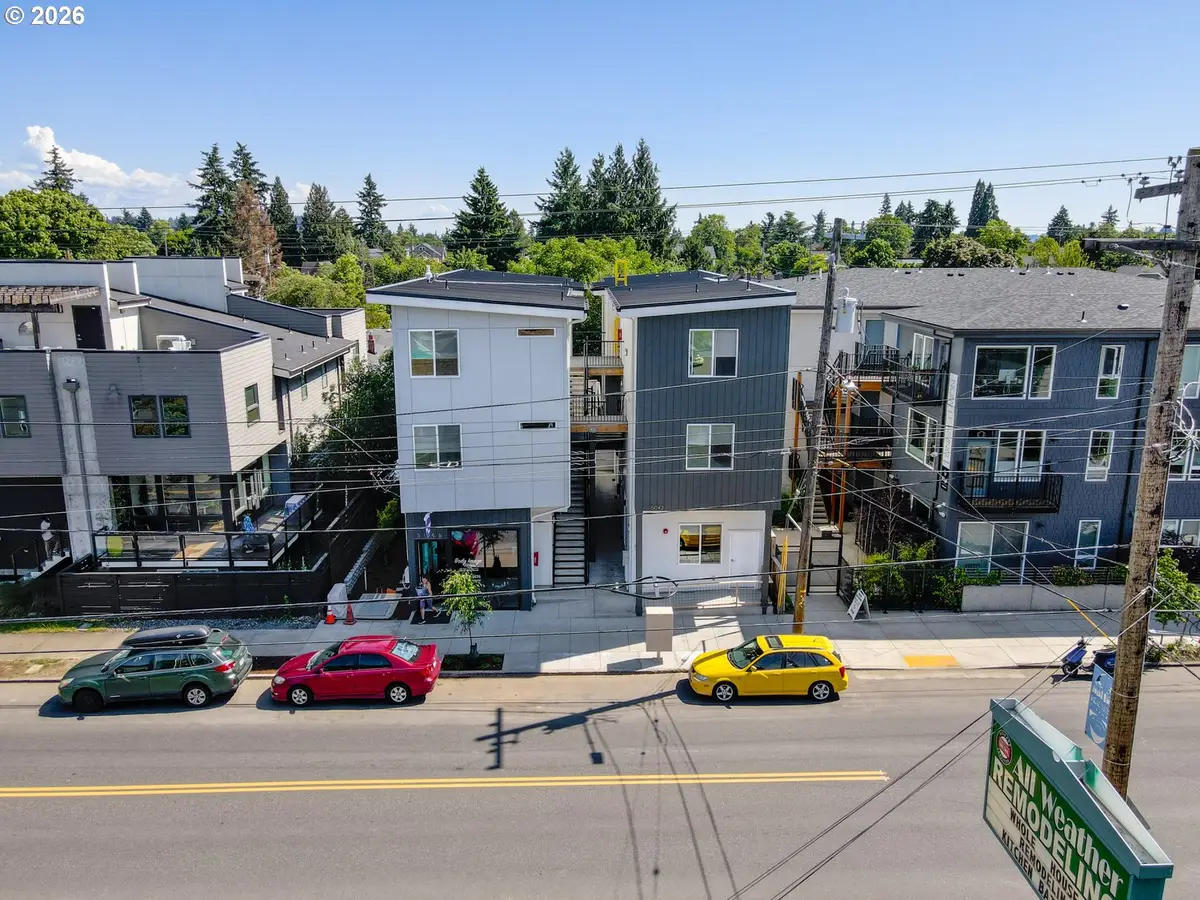 5042 NE Fremont St, Portland, OR 97213 - #1