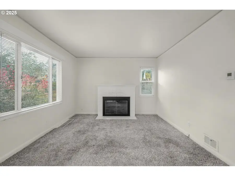 8654 SE Liebe St, Portland, OR 97266 - Image #3