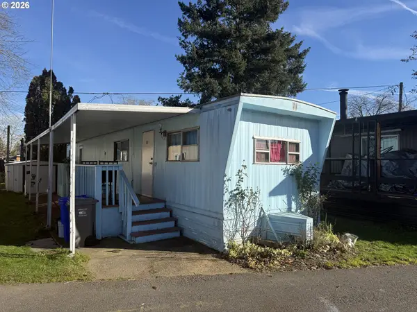 16745 SE Division St #60, Portland, OR 97236