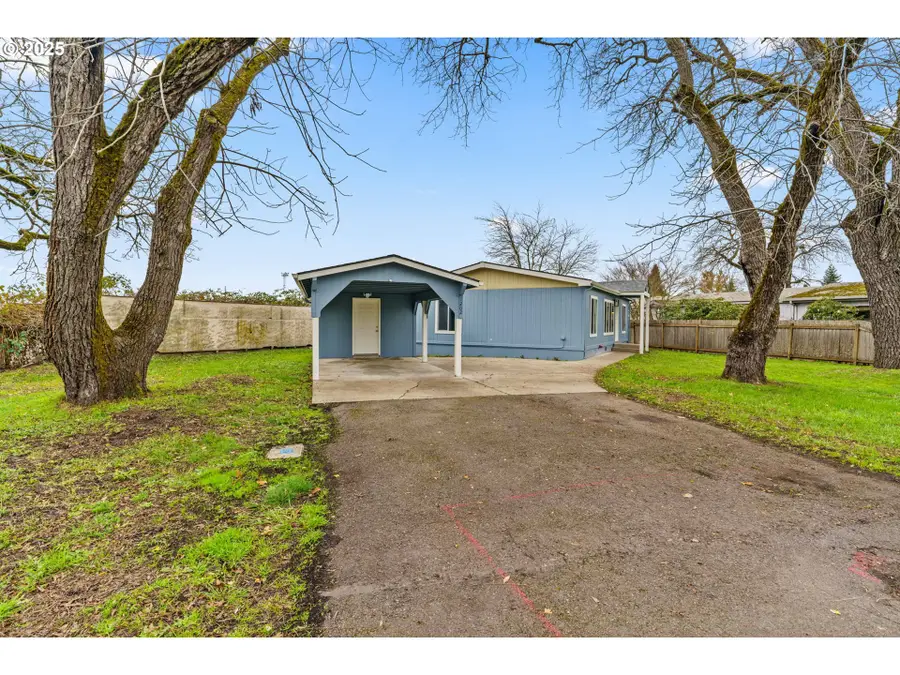 1202 N Park Ave, Eugene, OR 97404 - Image #3