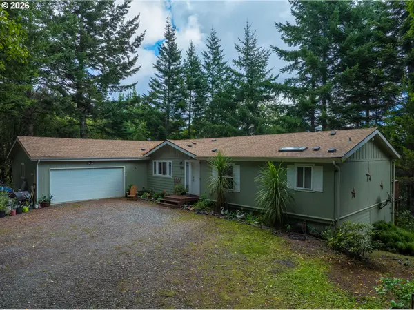 95143 Marchmont Rd, GoldBeach, OR 97444