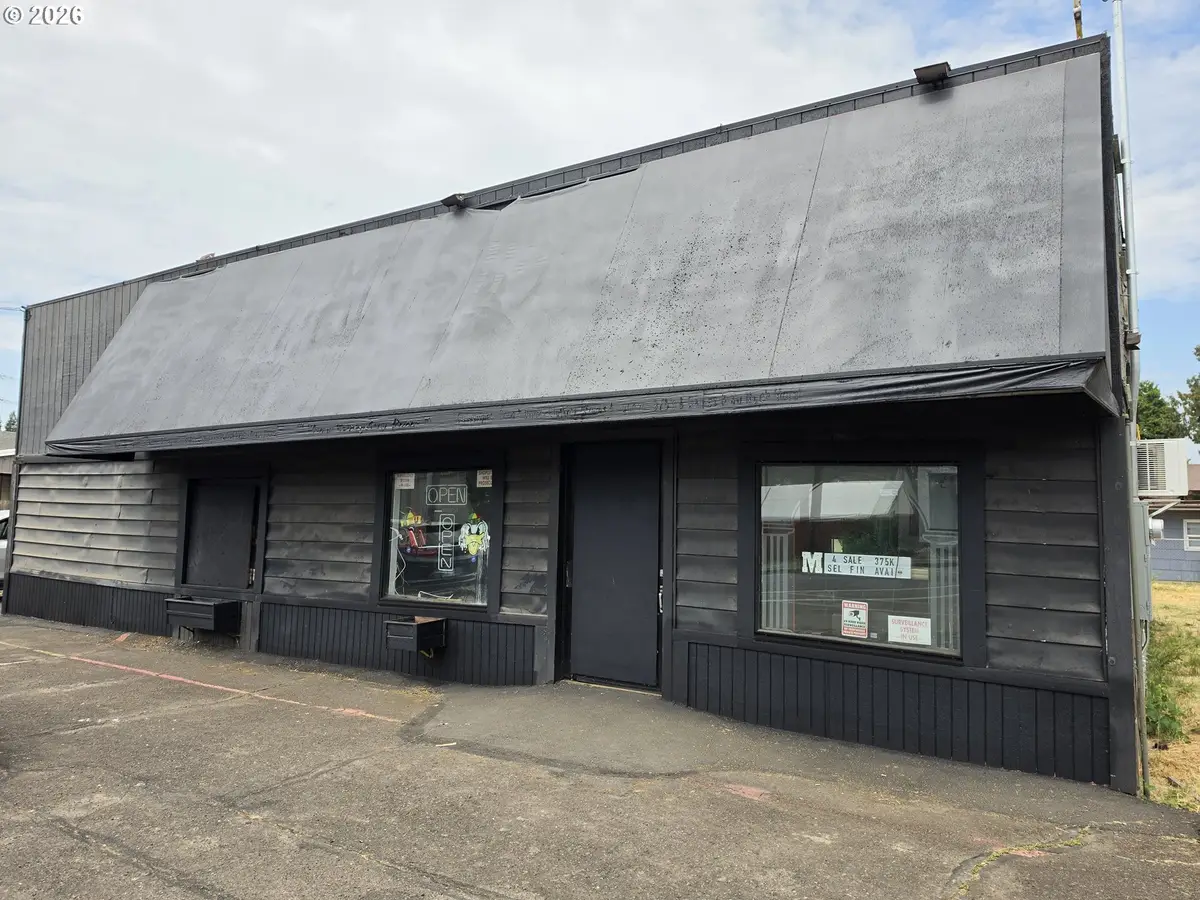 1666 Main St, Springfield, OR 97477 - #1