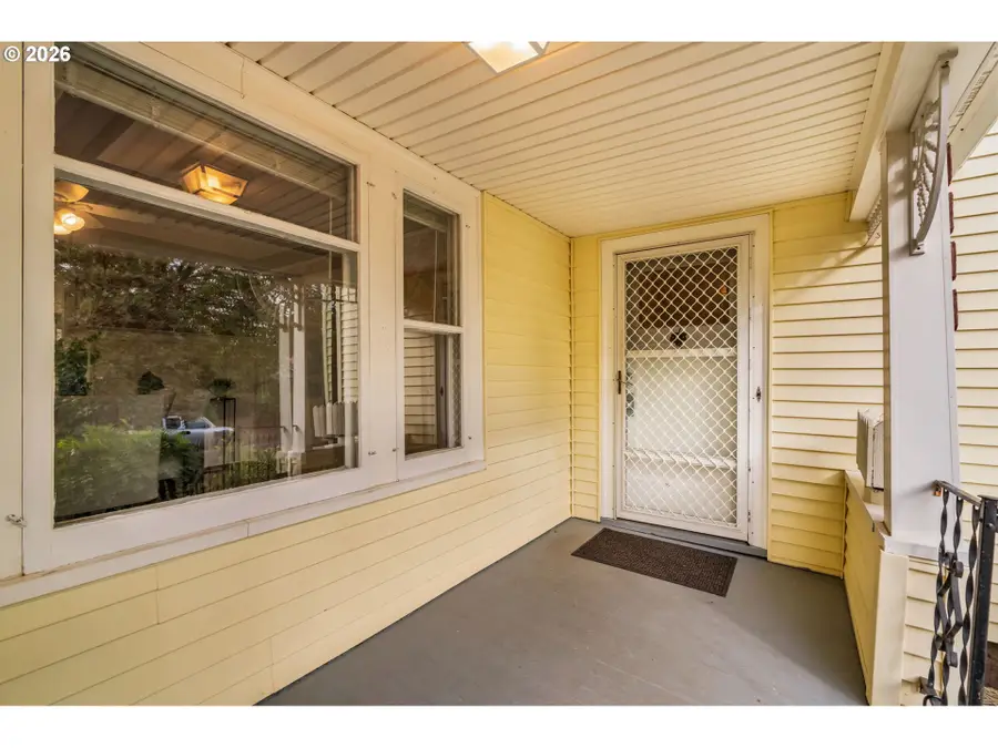 6725 N Burrage Ave, Portland, OR 97217 - #3