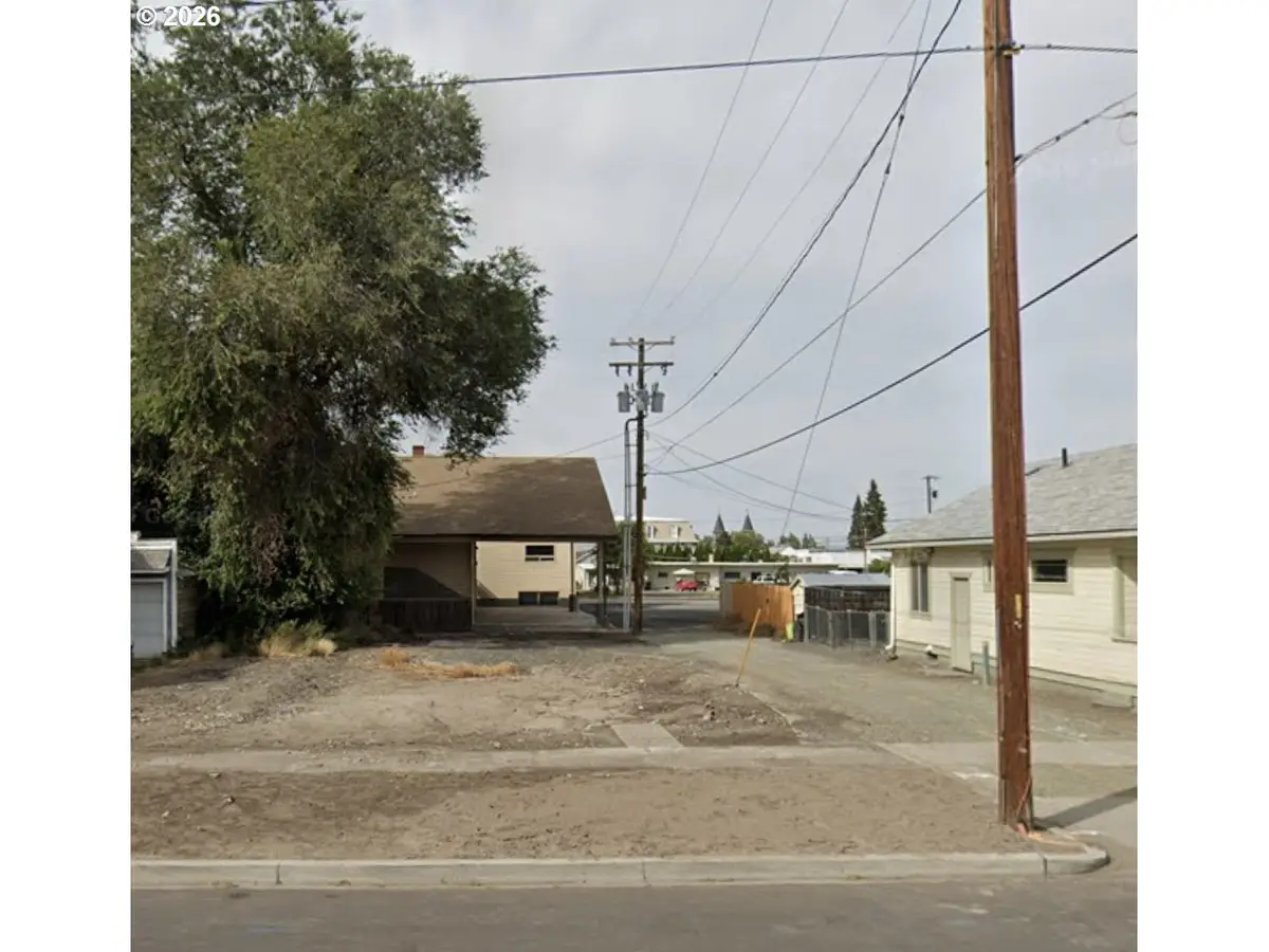 2128 Auburn Ave, Baker City, OR 97814 - #1