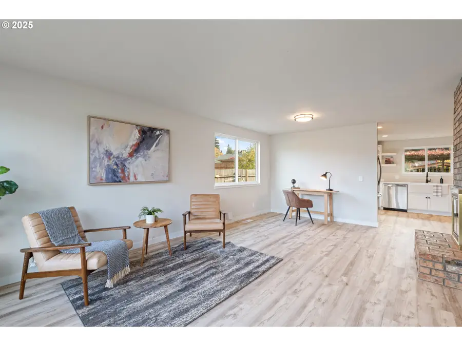 2115 Eugene St, Hood River, OR 97031 - Image #3