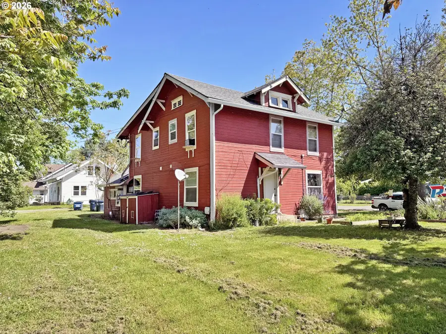 608 4th St, Springfield, OR 97477 - #3