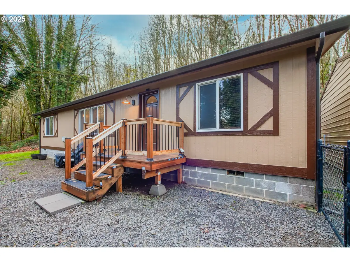 160 Allen Bros Dr, Castle Rock, WA 98611 - Image #1