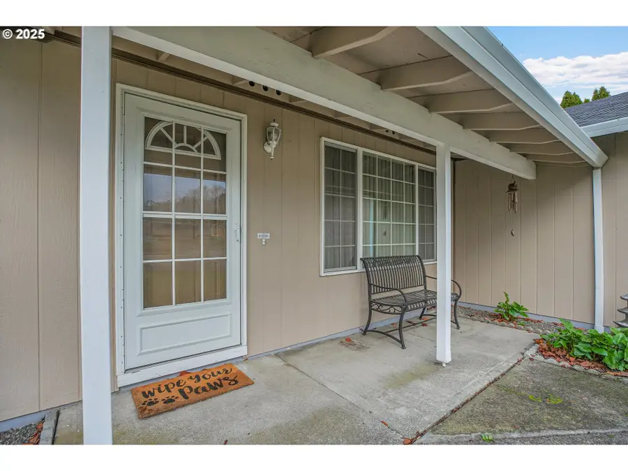 17277 SW Sugar Plum Ct, Beaverton, OR 97007 - Image #3