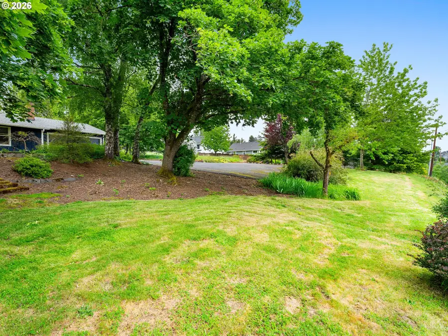 3945 Parker Rd, Northwest Clackamas, OR 97068 - #2