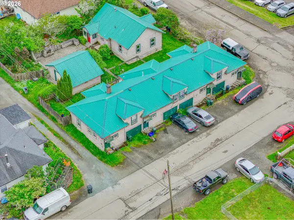 1170 N Baxter St, Coquille, OR 97423