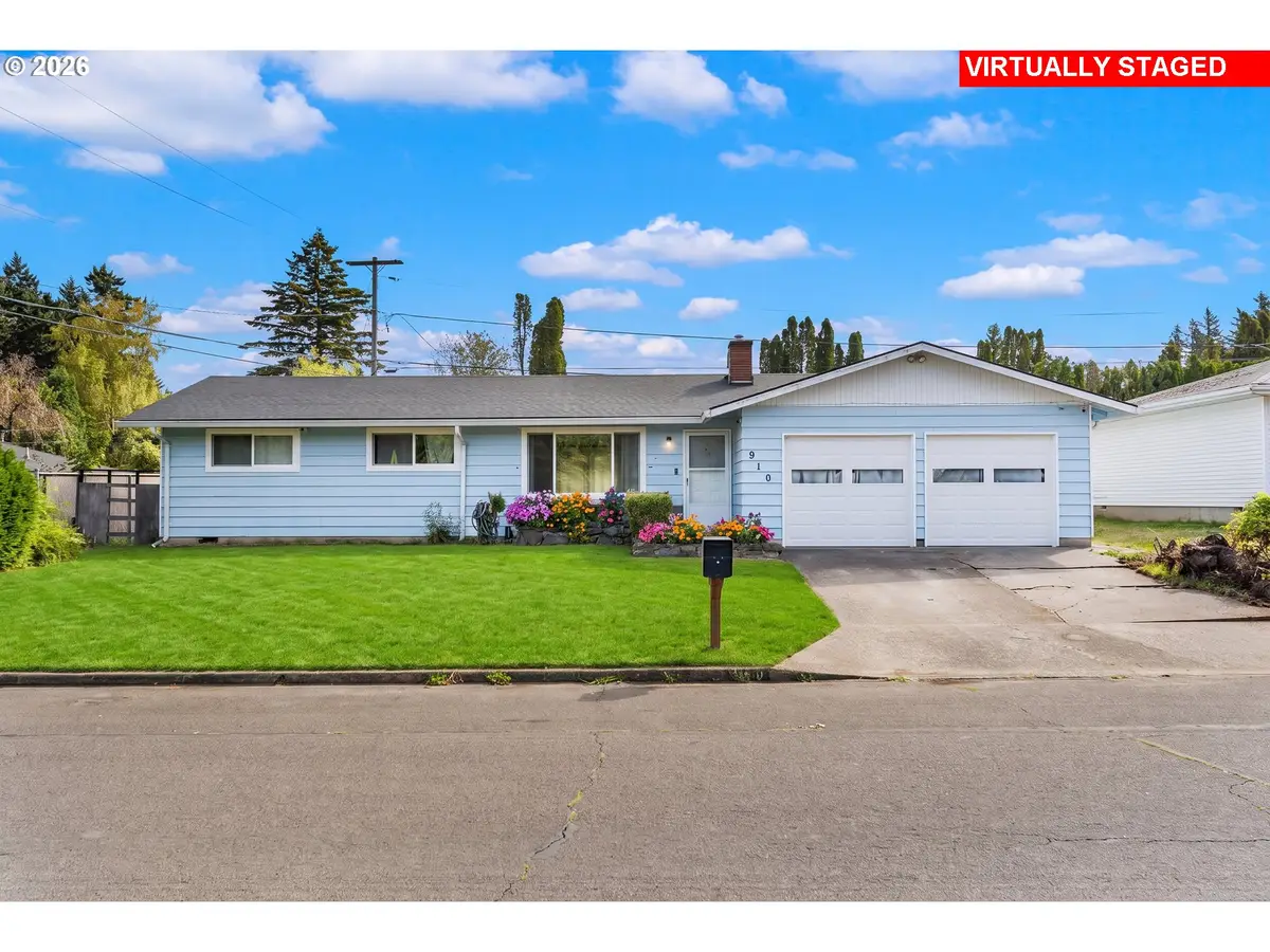910 SE 214th Ave, Gresham, OR 97030 - #1
