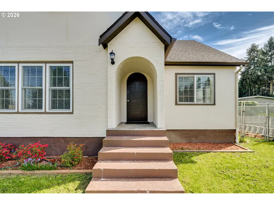 2901 Fruit Valley Rd, Vancouver, WA 98660 - #2