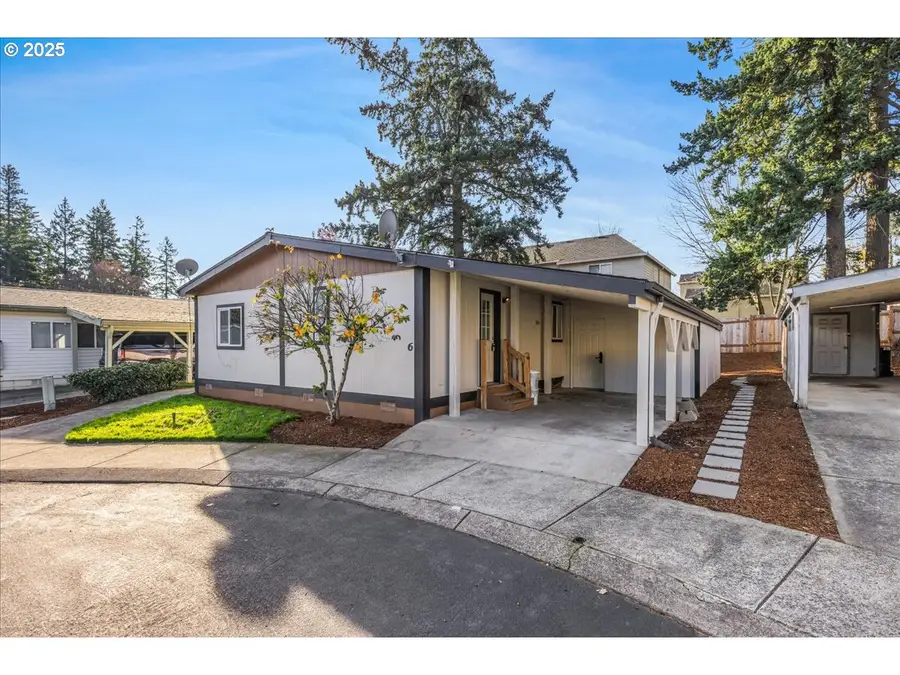 12323 SE Holgate Blvd #6, Portland, OR 97236 - Image #2