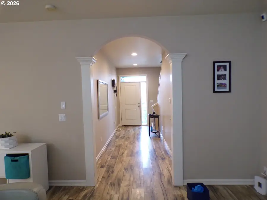 2542 Baines Blvd, Hubbard, OR 97032 - Image #3