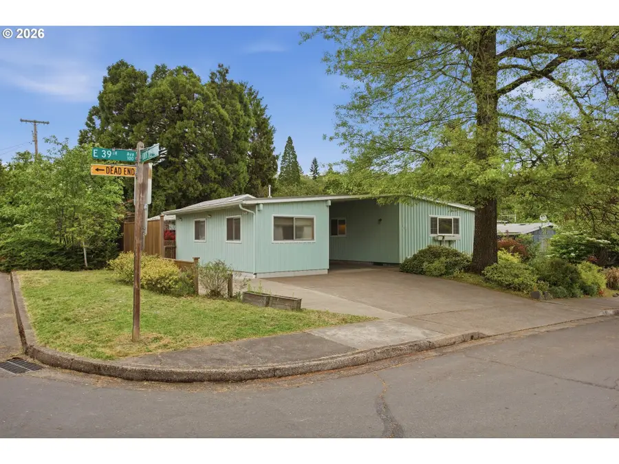 105 E 39th Ave, Eugene, OR 97405 - #2