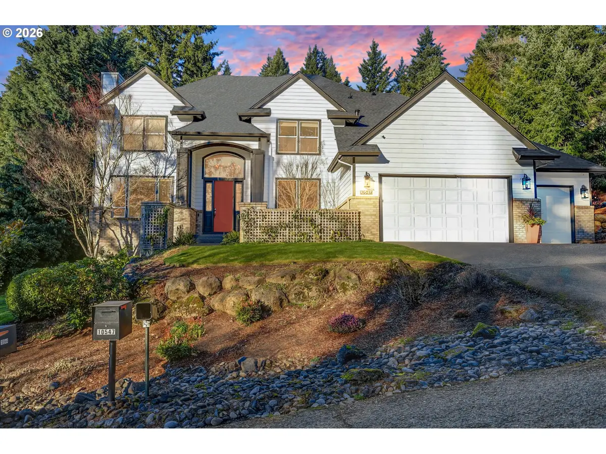 10547 SE Charlotte Dr, Northwest Clackamas, OR 97086 - Image #1