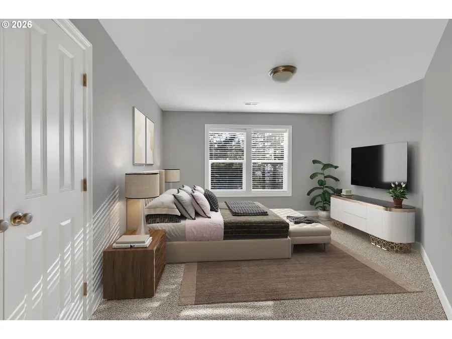 10547 SE Charlotte Dr, Northwest Clackamas, OR 97086 - Image #3