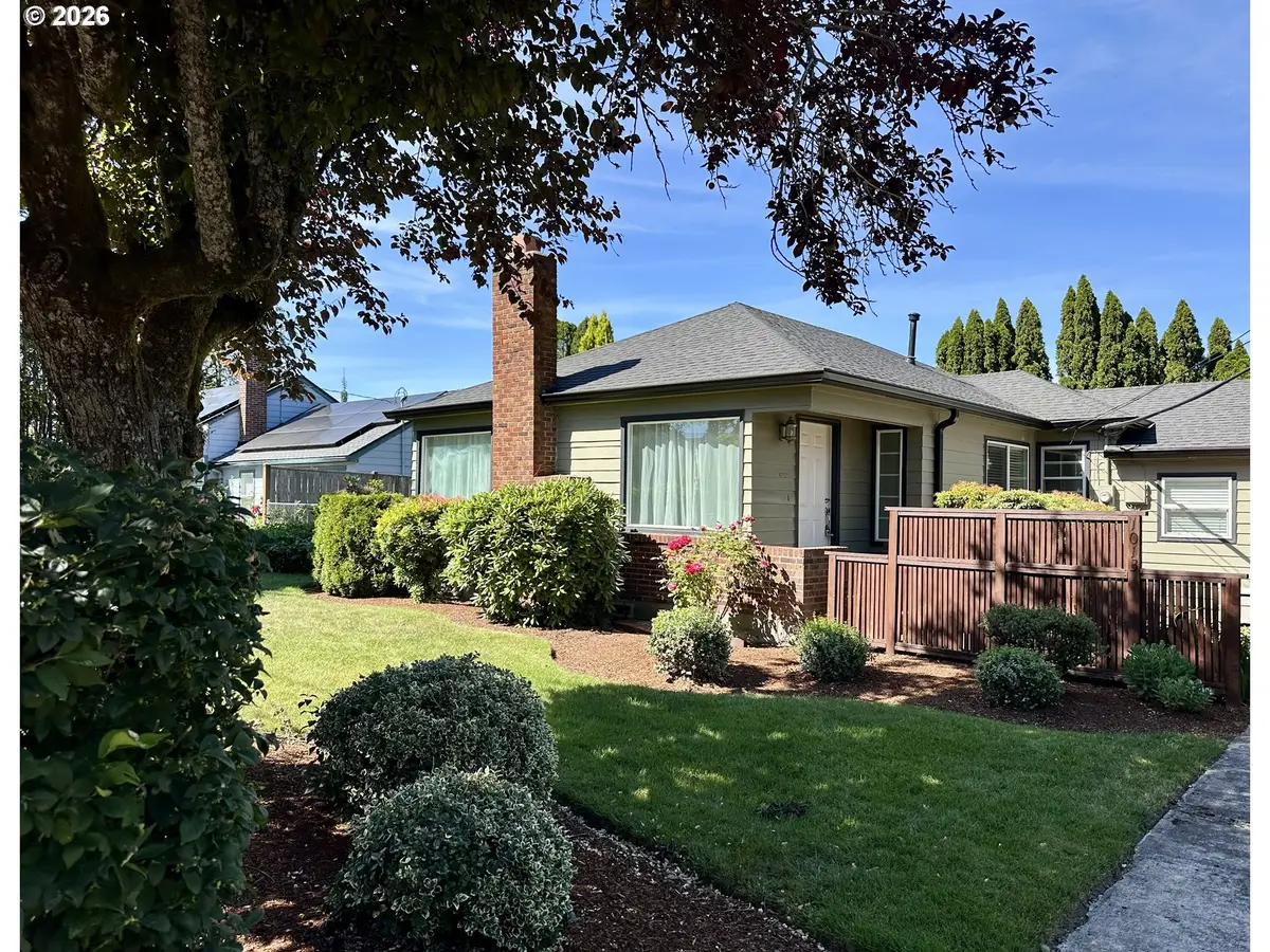 1013 NE Birchwood Dr, Hillsboro, OR 97124 - #1