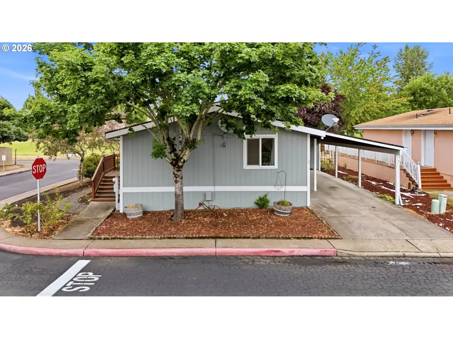 1949 SE Palmquist Rd, Gresham, OR 97080 - #2