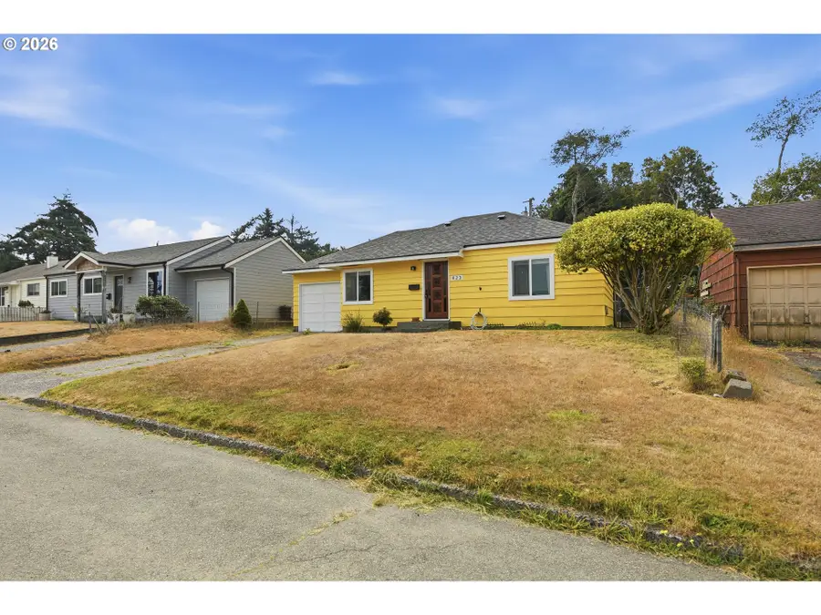 823 Arago Ave, Coos Bay, OR 97420 - #3