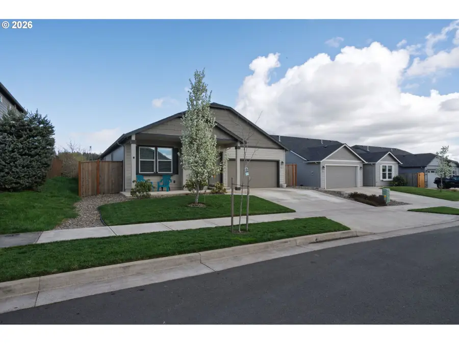 2833 Essex Ave, Albany, OR 97321 - #3