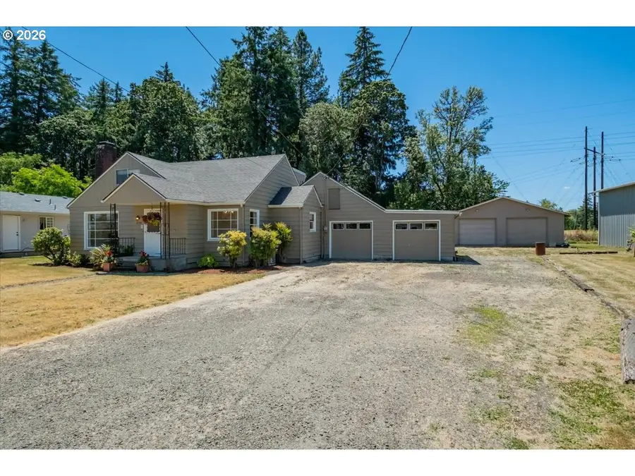 2140 17th Ave, Albany, OR 97321 - #3