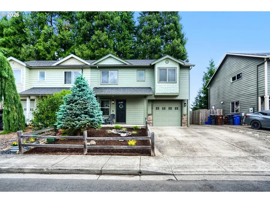 719 Garden Ct, Molalla, OR 97038 - #2