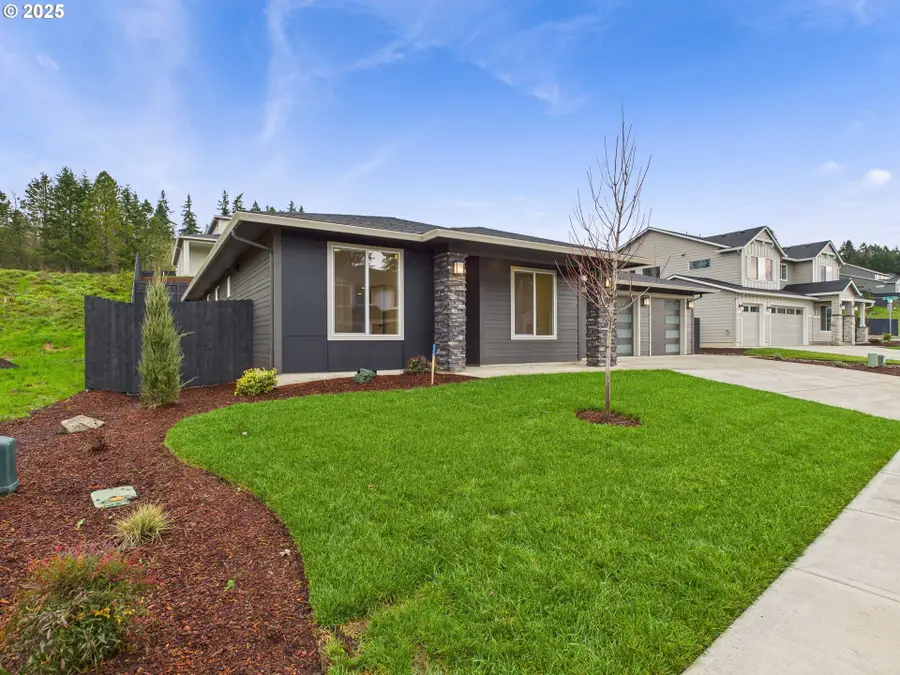 409 W 19th St, La Center, WA 98629 - Image #2